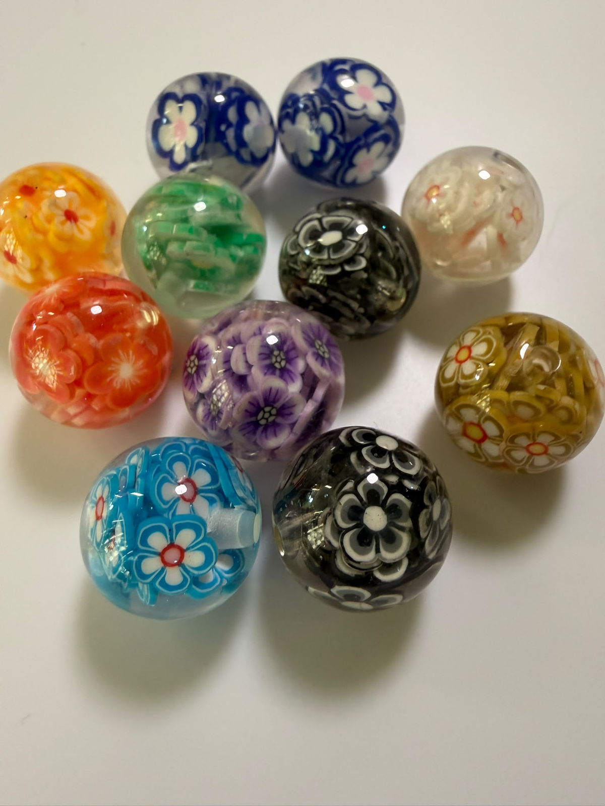 16MM Resin Beads with Flower Charms Inside (10 PCS)